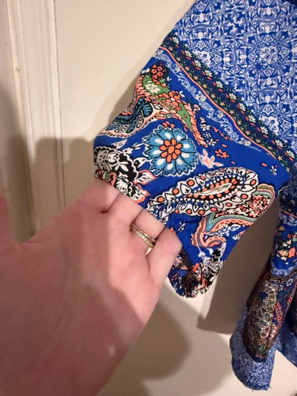 Fig & Flower Boho Paisley Blue Women's Blouse - Picture 3 of 5